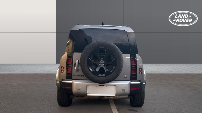 Land Rover Defender 2.0 D240 SE 110 5dr Auto Diesel Estate